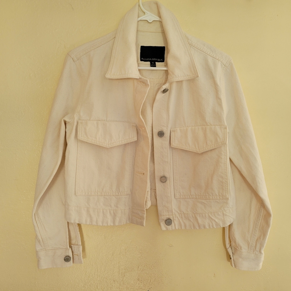 Banana Republic Cream Cropped Jacket